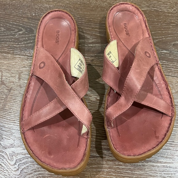 Bogs sandals maroon size 10.5 - Picture 8 of 8